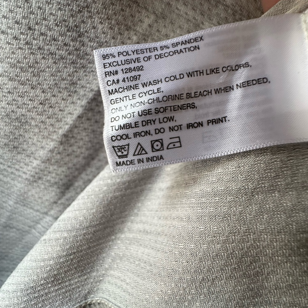 Greg Norman Collection Gray Performance Pullover - Picture 6 of 8